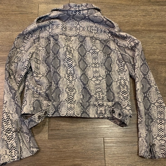 FATE by LFD Snake Print Sueded Moto Jacket S - Picture 5 of 5